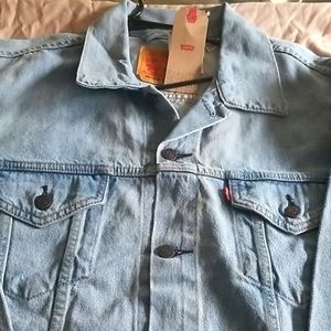 Mens Levi's Vintage fit Jean jacket. Size Xxl.